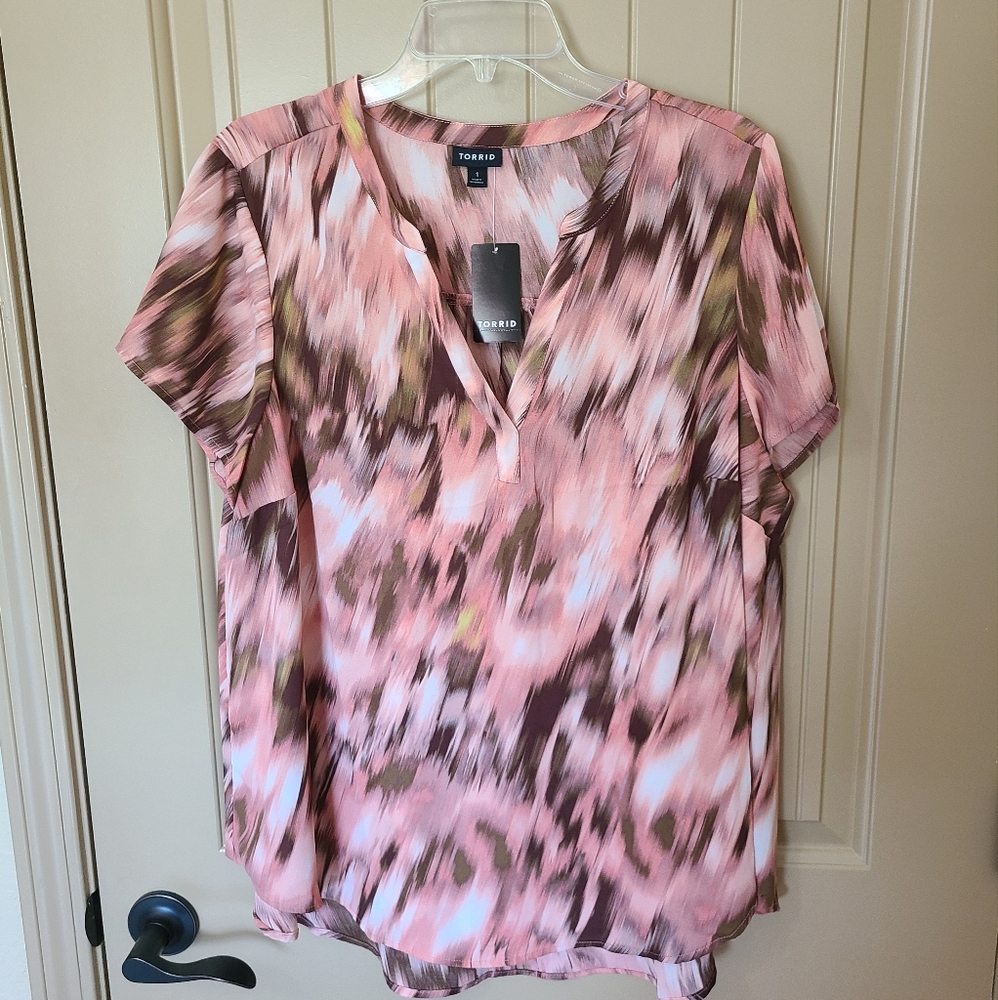 Torrid blouse